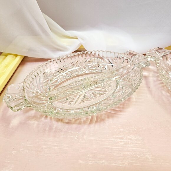 Stars & Bars, aka 1000 Lines 2pc Clear Glass Divided Relish/Serving Dishes - Picture 3 of 8